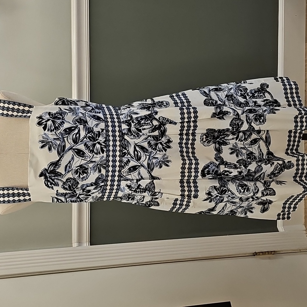 Blue and white floral print fit and flare with pockets